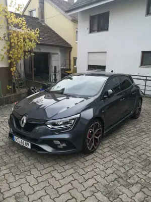 Renault Megane TCe 300 GPF EDC R.S. TROPHY
