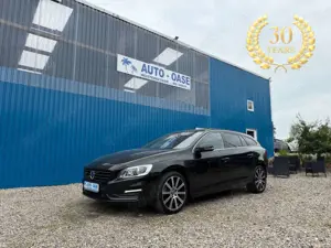 Volvo V60 Kombi Linje Svart**Xenon*LED*Leder*Kamera**