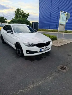 BMW 320 320d xDrive GT Aut. Luxury Line