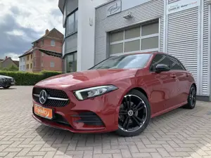 Mercedes-Benz A 200 A200d AMG-Line NightPaket+Ambiente+RFK+Keyless