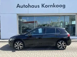 Volkswagen Golf VIII 1.5 TSI Style LED ACC NAVI APP DAB+ 18 Z