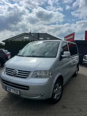 Volkswagen T5 Multivan 4MOTION Highline