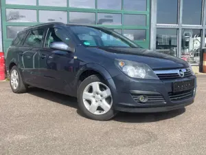 Opel Astra 1.6 Edition Klima Tempomat 8x bereift Zahnr. Neu