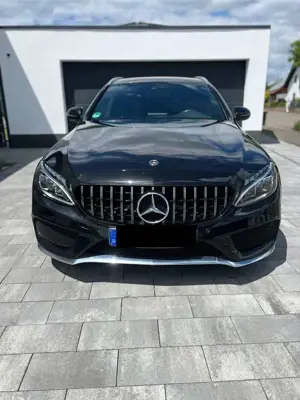 Mercedes-Benz C 180 C 180 CGI T (205.240)