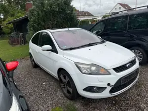 Ford Focus Lim. Titanium Motorschaden / Zahnriemen