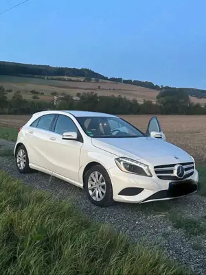 Mercedes-Benz A 180 A 180 BlueEfficiency (176.042)