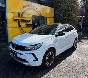 Opel Grandland Plug in Hybrid