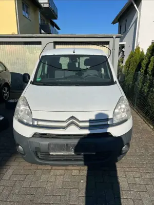 Citroen Berlingo 1,6 HDI 90 PS Kasten Klima Motorschaden