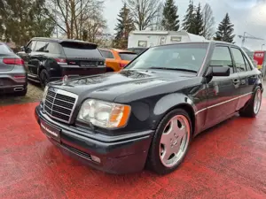 Mercedes-Benz E 500 Aut. Leder/Amg 18"/Vollrestauriert