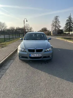 BMW 320 320i