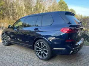 BMW X7 M M50 d HuD SkyLounge HK 22" Laser