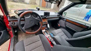 Mercedes-Benz E 220 T
