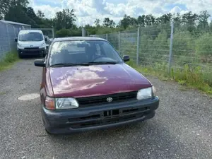 Toyota Starlet Starlet 1.3 XLi