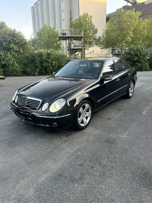 Mercedes-Benz E 220 Avangard