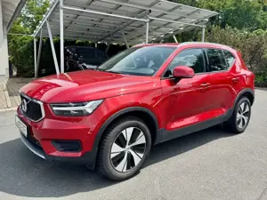 Volvo XC40 T3 Momentum Pro