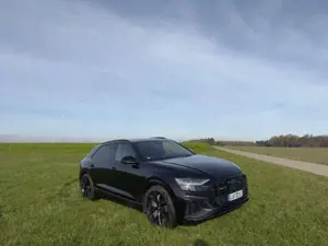 Audi SQ8 TDI quattro tiptronic
