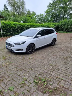 Ford Focus Titanium