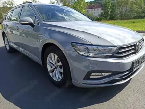 Volkswagen Passat Variant DSG Business Navi Virtual Matrix ACC RFK Massage