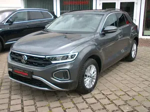 Volkswagen T-Roc 1.5 TSI DSG "Life"