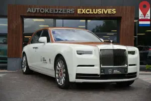 Rolls-Royce Phantom 6.7 V12 Starlight Headliner Rear Theatre