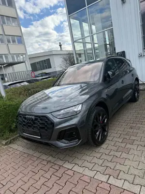 Audi Q5 40 TDI quattro S tronicS line Matrix Head-up BO