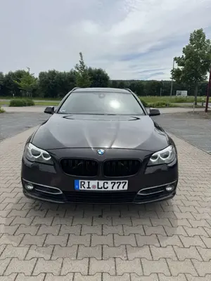 BMW 520 520d Touring Aut. Luxury Line
