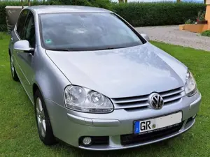 Volkswagen Golf Golf V  5-Türer 1.4 TSI 140 PS DSG United TÜV defekt fahrbereit