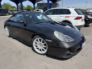 Porsche 996 911 Carrera 4 coupe - Frische Motorrevision
