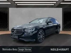 Mercedes-Benz E 300 de T AVANTGARDE+BURM+NIGHT+AMBIENTE+PANO
