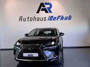 Lexus NX 300 h Amazing Edition*LED*SHZ*PDC*