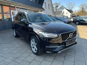 Volvo XC90 D5 AWD Geartronic Momentum