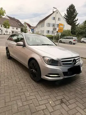 Mercedes-Benz C 250 T CDI DPF (BlueEFFICIENCY) 7G-TRONIC Avantgarde