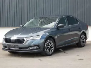 Skoda Octavia 2.0 TDI DSG Virtual Matrix Teilleder HUD