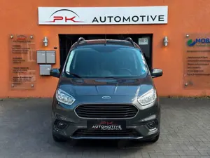 Ford Tourneo Courier Titanium