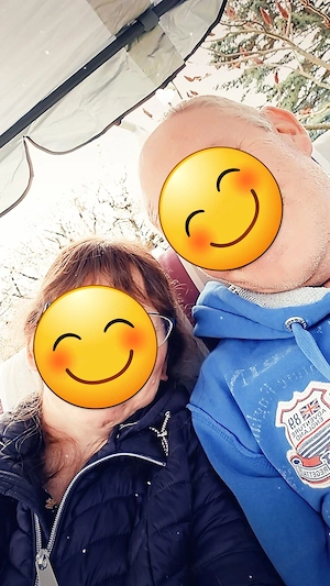 Wir suchen eine bi Frau 