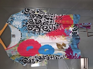 Tolles, farbenfrohes Shirt in Größe XXL