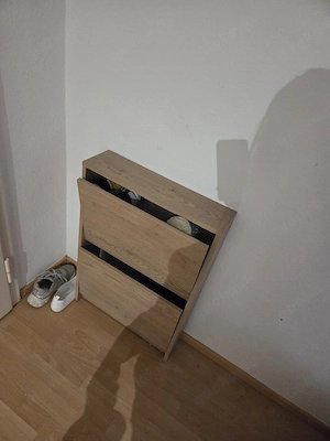 Schuhschrank