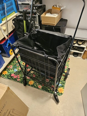 Einkaufs  wagen 