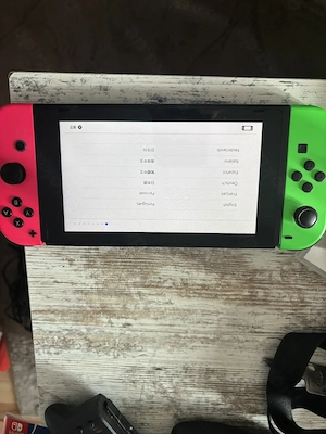 2 Switch Konsolen 
