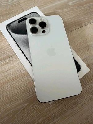 iPhone 15 pro max 
