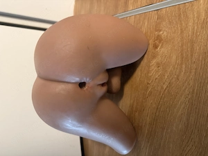 Verkauft wird ein ca. 7 Kilo schwere Masturbator. 110 euro