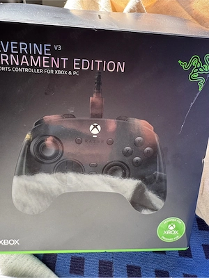 Razer wolverine v3 tournament Edition Controller