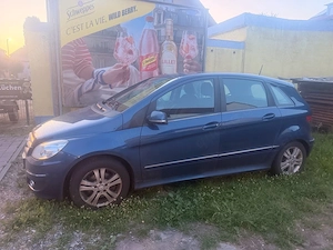 Mercedes B200 w245 Beschädigt
