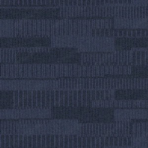 Duet Teppichfliesen von Interface in Schwarz und Blau