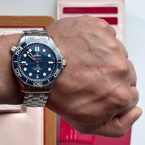 Omega Seamaster Diver Master Chronometer