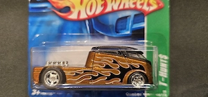 Hot Wheels 2008 Super Treasure Hunt Qombee Short Card Top! RARE