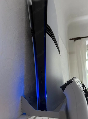PS5 pro mit 2 Controllern 