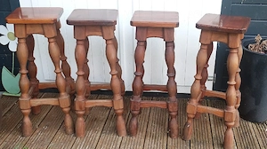 4 massive Barhocker 
