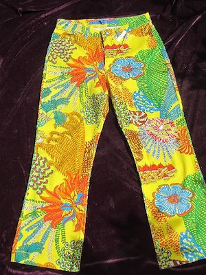 NEU mi. E. Blumen Blüten Flower Hippie Look 7 8 Dreiviertel Capri Hose ESCADA 34-36  XS-S gelb bunt
