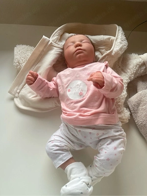 Reborn Baby zuri asleep von Tara Dollinger 